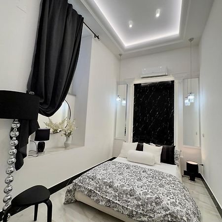 Ferdinando'S Home Naples Exterior photo